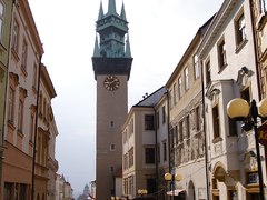 Oprava radniční věže bude ve Znojmě pokračovat i v příštím roce