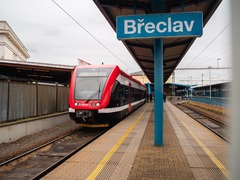 OBRAZEM: Cestující na Znojemsku, Hodonínsku a Břeclavsku budou vozit nové vlaky. Dočkají se už v prosinci