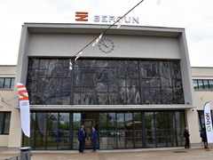 Rekonstrukce nádraží vyšla Beroun na 390 milionů, výsledkem je moderní zázemí pro cestující i zaměstnance