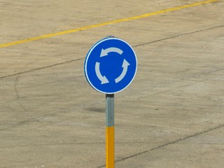 Začala přestavba vytížené křižovatky v Ivančicích. Na řidiče čeká dlouhá objížďka Začala přestavba vytížené křižovatky v Ivančicích. Na řidiče čeká dlouhá objížďka