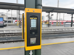 Snadné a rychlé: Blansko má nové automaty na elektronické vlakové jízdenky