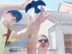 Žáci břeclavských škol vyzdobili zastávky na ochranu ptactva