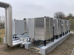 Ivančice letos topí úsporně. Kaskáda tepelných čerpadel šetří výkon plynových kotlů