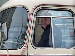 ROZHOVOR: Čáslavský starosta Jaromír Strnad oslavil 60. Setkat se s ním můžete i za volantem autobusu