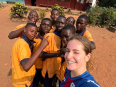 Z Dobříše až do srdce Afriky: Studentka Zuzka pomáhá tam, kde je to nejvíc potřeba