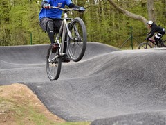 Nová atrakce pro děti na Třebíčsku. Čáslavice mají pumptrackovou dráhu
