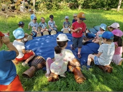 Lesní klub Přeslička v Rosicích zve děti i jejich rodiče k poznávání přírody a nových kamarádů