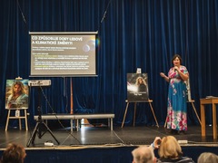 Mystico: Záhadologický festival se vrací do Kolína – tentokrát v magickém čase Dušiček