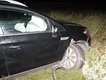 Zakázali mu řídit, přesto sedl za volant. Na rovné silnici u Rosic dostal smyk a skončil v poli
