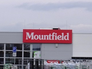 Hobbymarket po 20 letech končí v Boskovicích. Zavřely i další obchody