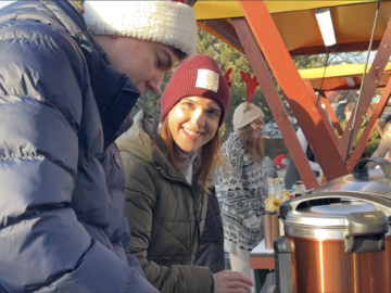 Na Modrém statku a náměstí v Měříně voněl svařák a punč