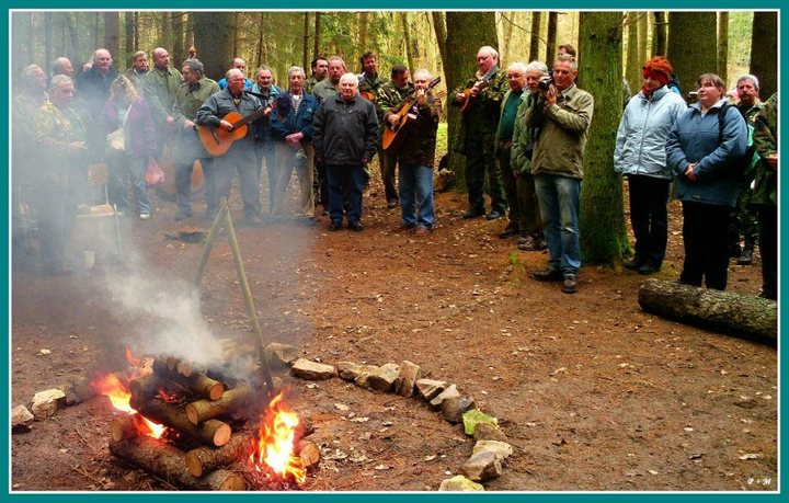 trampské otevírání bobravy, + Petr Sázavský 2.jpg