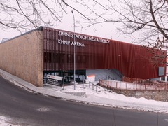 Třebíč má nový zimní stadion. Po náročné rekonstrukci se vrací život na led Třebíč má nový zimní stadion. Po náročné rekonstrukci se vrací život na led