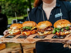 Zažijte pravý autentický street food. Authentic Street Food Fest míří do Brna