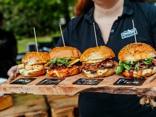 Zažijte pravý autentický street food. Authentic Street Food Fest míří do Brna