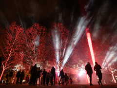 Festival BLIK BLIK v Plzni se uskuteční poprvé na tři dny. Jedenáctý ročník proběhne v rytmu symbiózy Festival BLIK BLIK v Plzni se uskuteční poprvé na tři dny. Jedenáctý ročník proběhne v rytmu symbiózy