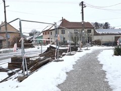 Poškozený most v Drnovicích čeká demolice. Nahradí ho nová železobetonová stavba