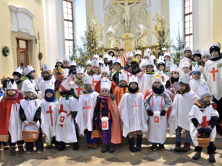 Tříkrálová sbírka v Židlochovicích 2026: Do ulic našeho města vyrazilo přes padesát koledníků