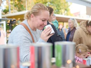 Terasy u Janáčkova divadla v Brně ožijí designem. MINT Market tu představí desítky českých tvůrců