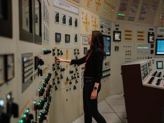 Dukovany omládly, mezi novou generací jsou i čtyři operátorky jaderných bloků