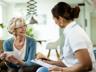 Pomoc, která přichází za lidmi aneb Terénní sociální práce v Hořovicích