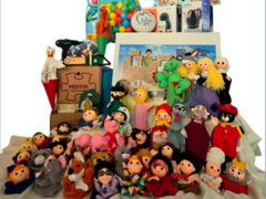 Komunitní hernička v Pohořelicích má díky sbírce nové vybavení nejen pro divadelní představení