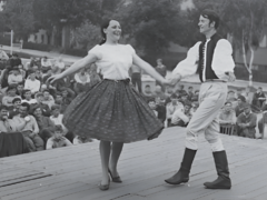 ROZHOVOR: Taneční soubor Velen slaví 75 let. O jeho začátcích i slávě s Jiřinou Horákovou