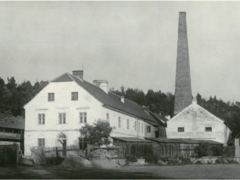 Kameny zmizelých v Náměšti: připomenou tragický osud rodiny Kleinových