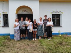 Letní otevřené sklepy v Brumovicích nabídnou víno, gastronomii i večerní program