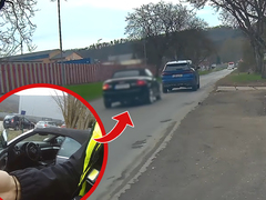 Zakázali mu řídit, on si ale v Kuřimi půjčil auto od kamaráda. Na hlídku narazil po pár metrech Zakázali mu řídit, on si ale v Kuřimi půjčil auto od kamaráda. Na hlídku narazil po pár metrech