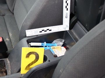 Kokain i zákaz řízení! Policisté ve Vranovicích naháněli nebezpečného řidiče