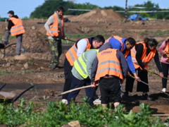 Archeologové a silničáři ruku v ruce. Spolupráce ulehčí přípravu obchvatu Krňan