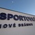 Místo nafukovačky pevné stěny. Nová sportovní hala v Nových Bránicích je téměř hotová