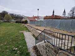 Náplavku u Balinky ve Velkém Meziříčí oživí pobytové schodiště Náplavku u Balinky ve Velkém Meziříčí oživí pobytové schodiště