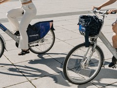 Zájem o sdílená kola v Kolíně stále roste. Přibydou nové stanice