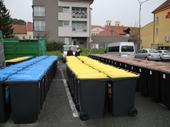 Bučovice nabízejí kontejnery na plast a papír v areálu technických služeb