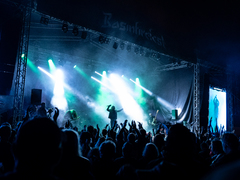 Metalové šílenství klepe na dveře: Basinfirefest odhaluje program a spouští prodej jednodenních vstupenek Metalové šílenství klepe na dveře: Basinfirefest odhaluje program a spouští prodej jednodenních vstupenek
