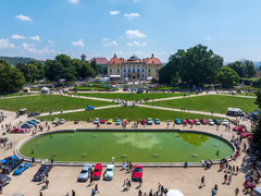 Veteranfest Slavkov přiveze do zámeckého parku stovky historických vozidel