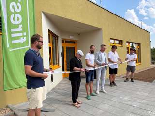 V Zakřanech slavnostně otevřeli novou budovu dětské skupiny. Nabídne moderní zázemí pro předškolní děti V Zakřanech slavnostně otevřeli novou budovu dětské skupiny. Nabídne moderní zázemí pro předškolní děti