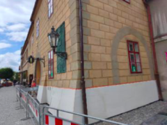 Obnova Staré radnice v Náměšti pokračuje. Letos se zaměřila na odvlhčení historického zdiva