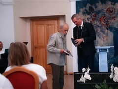 Vladimír Groš obdržel čestné občanství města Veselí nad Moravou Vladimír Groš obdržel čestné občanství města Veselí nad Moravou
