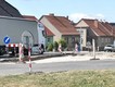 V Jedovnicích opravují křižovatku, nově bude bezpečnější. Dopravu řídí semafory V Jedovnicích opravují křižovatku, nově bude bezpečnější. Dopravu řídí semafory