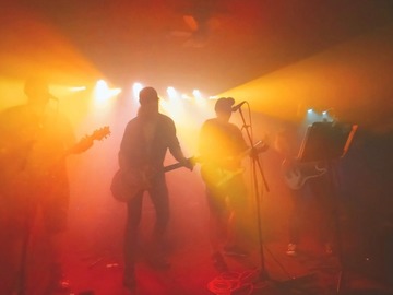 Rockový koncert.