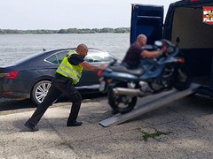Policisté na Hodonínsku naháněli zdrogovaného motorkáře. Stroj mu zabavili už podruhé