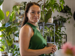 V čáslavské kavárně COFFEEIN vám Lucie Křížková turka nezaleje. Voní tu karamelové latte a 105 květin V čáslavské kavárně COFFEEIN vám Lucie Křížková turka nezaleje. Voní tu karamelové latte a 105 květin