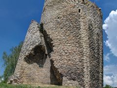 Věž zříceniny hradu Michalovice se může zapsat do Guinnessovy knihy rekordů