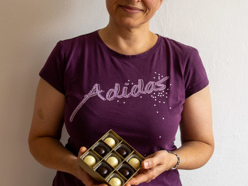 Lili pralinky.