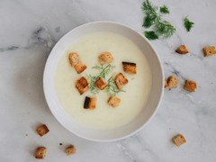 Polévka, která pomáhá lidem i včelám