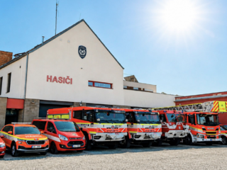 Profesionální hasiči v Židlochovicích slaví 50 let své činnosti