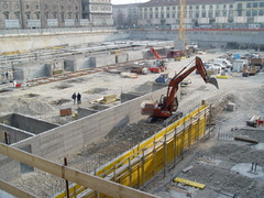 Neznámý pachatel vykradl stavební kontejner v Horním Poříčí 